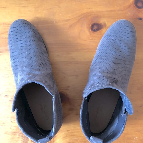 Universal Thread Gray Bootie Size 10 - Picture 3 of 7